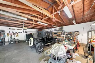 16017 Parthenia, North Hills, CA 91343 - Photo 33