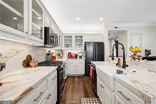 26815 Northbrooke Ln, Valencia, CA 91355 - Photo 11