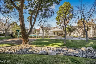 2805 W Avenue K12 Apt#143, Lancaster, CA 93536 - Photo 23