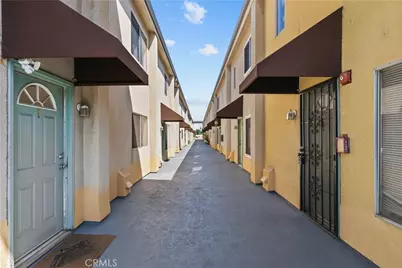 8800 Burnet Avenue #7, North Hills, CA 91343 - Photo 35