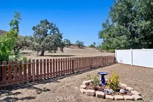 1550 Rory, Simi Valley, CA 93063 - Photo 33