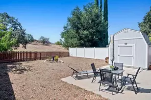 1550 Rory, Simi Valley, CA 93063 - Photo 35