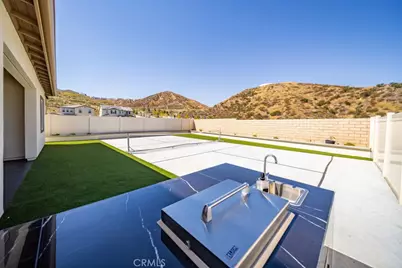 29566 Camino Azar, Valencia, CA 91354 - Photo 49