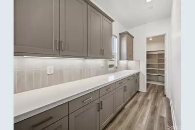 29566 Camino Azar, Valencia, CA 91354 - Photo 17