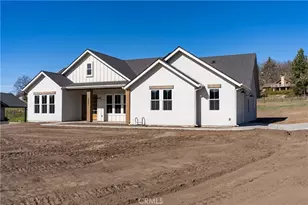24401 Oaktree Ct, Tehachapi, CA 93561 - Photo 3
