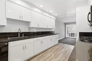 16012 Moorpark, Encino, CA 91436 - Photo 19