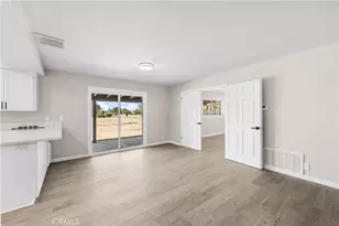 10157 E Ave R 8, Littlerock, CA 93543 - Photo 13