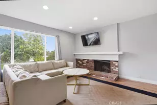 9533 Frankirst, North Hills, CA 91343 - Photo 3