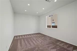 29052 Madrid Pl, Castaic, CA 91384 - Photo 23