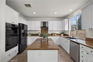 29052 Madrid Pl, Castaic, CA 91384 - Photo 45