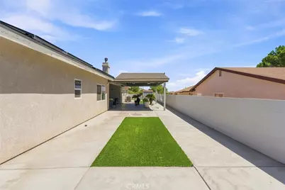16079 Molino, Victorville, CA 92395 - Photo 23