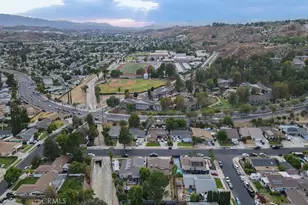 27976 Foxlane, Canyon Country, CA 91351 - Photo 5