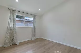 27976 Foxlane, Canyon Country, CA 91351 - Photo 9