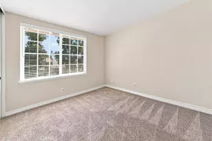 24254 Undine, Valencia, CA 91355 - Photo 23