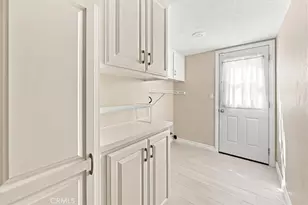 24254 Undine, Valencia, CA 91355 - Photo 39