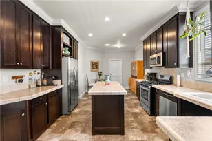 15455 Glenoaks Blvd, Sylmar, CA 91342 - Photo 21
