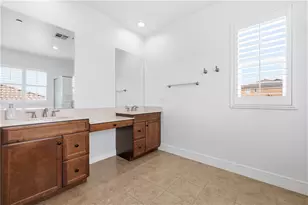 20540 Suzie, Saugus, CA 91350 - Photo 47