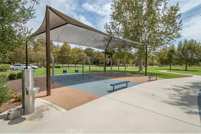 28454 Evergreen, Saugus, CA 91390 - Photo 23