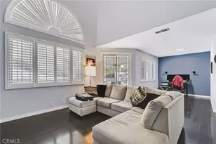 28454 Evergreen, Saugus, CA 91390 - Photo 3