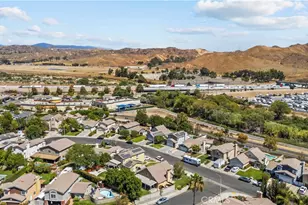 27631 Buckskin, Castaic, CA 91384 - Photo 43