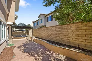 23868 Toscana Dr, Valencia, CA 91354 - Photo 23