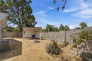 11340 Gladstone, Sylmar, CA 91342 - Photo 15