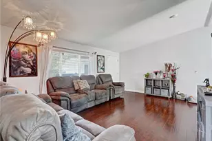 27361 Sierra Hwy, Canyon Country, CA 91351 - Photo 9