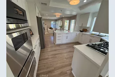 23317 Saticoy Street, Canoga Park, CA 91304 - Photo 27