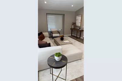 23317 Saticoy Street, Canoga Park, CA 91304 - Photo 31
