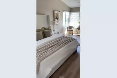 23317 Saticoy Street, Canoga Park, CA 91304 - Photo 25