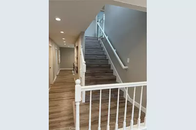 23317 Saticoy Street, Canoga Park, CA 91304 - Photo 13