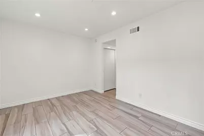10120 Larwin Avenue #3, Chatsworth, CA 91311 - Photo 7
