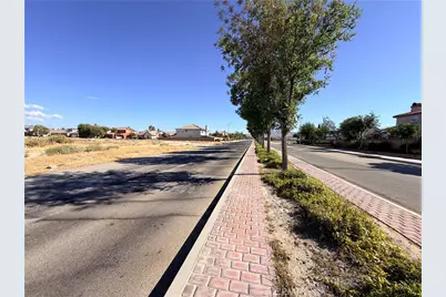 40 Ste Vic Ave J8, Lancaster, CA 93535 - Photo 13
