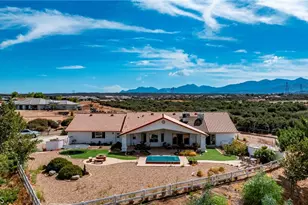 9222 Rattlesnake, Phelan, CA 92371 - Photo 3