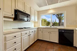 23633 Del Cerro Cir, West Hills, CA 91304 - Photo 9