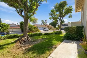23633 Del Cerro Cir, West Hills, CA 91304 - Photo 5