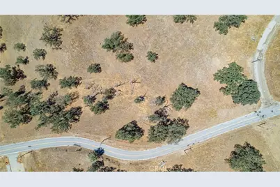 26201 Hazelwood Court, Bear Valley Springs, CA 93561 - Photo 3