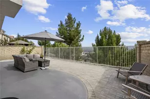 19329 Santa Maria Dr, Newhall, CA 91321 - Photo 39