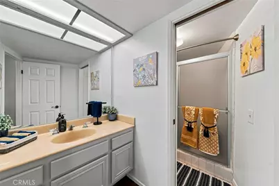 23109 Yvette, Valencia, CA 91355 - Photo 19