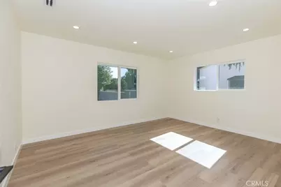 15724 Chase Street, North Hills, CA 91343 - Photo 19
