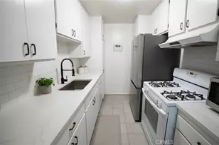 5700 Etiwanda Ave, Tarzana, CA 91356 - Photo 3