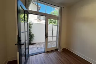 288 S Oakland, Pasadena, CA 91101 - Photo 9