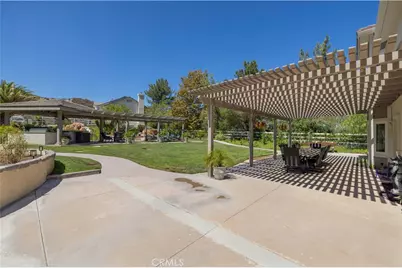 15260 Saddleback Road, Canyon Country, CA 91387 - Photo 41