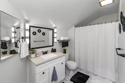 23549 Cherry, Newhall, CA 91321 - Photo 45