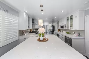 23549 Cherry, Newhall, CA 91321 - Photo 17