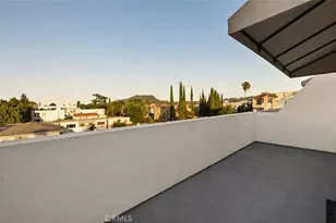 10833 Kling St, North Hollywood, CA 91602 - Photo 13