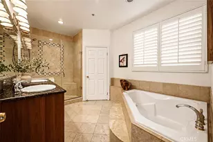 10833 Kling St, North Hollywood, CA 91602 - Photo 11