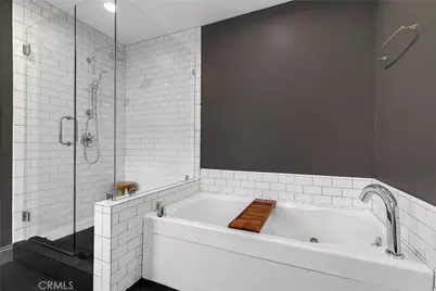 10639 Woodbridge Street #206, Toluca Lake, CA 91602 - Photo 13