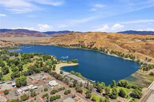31977 Quartz Ln, Castaic, CA 91384 - Photo 39