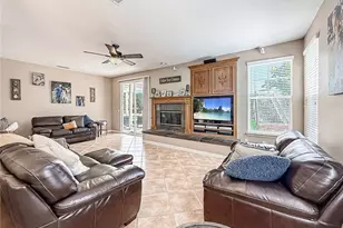 128 Laurel Ridge Dr, Simi Valley, CA 93065 - Photo 11